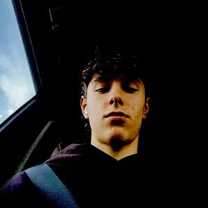 Meet your Posher, Charles